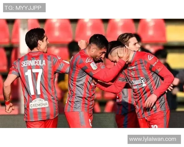 西甲精彩对决尤文图斯大胜热刺绝杀瞬间点燃全场激情