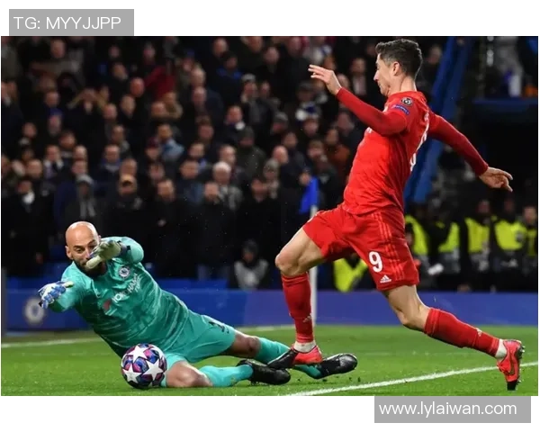 足总杯精彩对决巴萨3-0战胜拜仁引发争议判罚热议